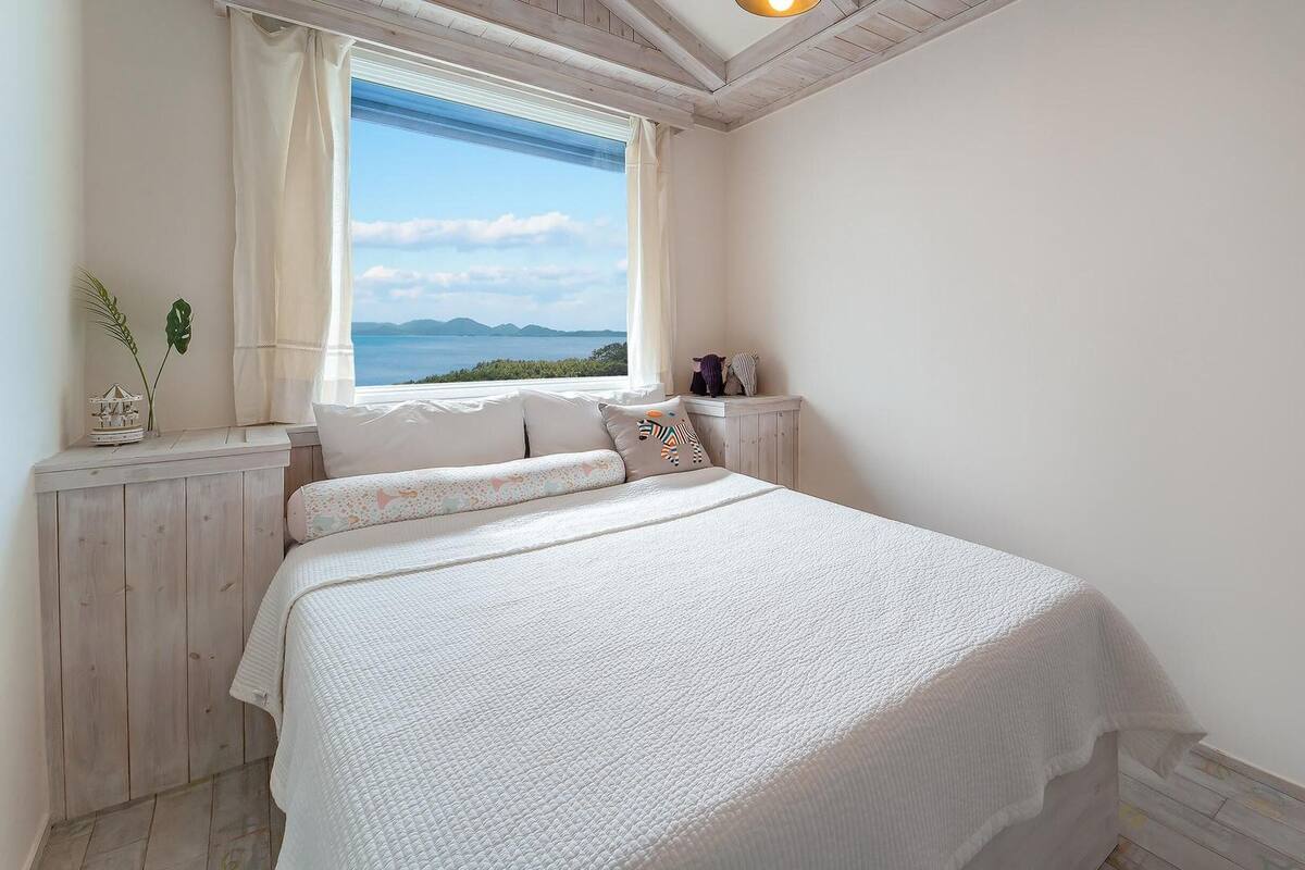 Basic Room, 1 Bedroom (An-nyeong,Moolpurae-Namoo 2F) | 1 bedroom, WiFi (free)