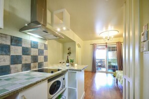 1 habitación, wifi gratis y ropa de cama