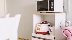 Basic Room, 1 Bedroom (Orangered ( F2,ocean view )) | 1 bilik tidur, Wi-fi percuma 