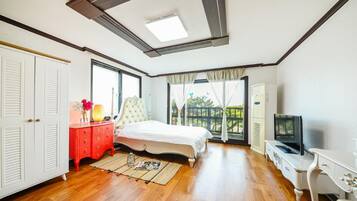 Basic Room, 1 Bedroom (Lightpink ( F2,ocean view )) | 1 bilik tidur, Wi-fi percuma