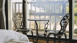 Basic Room, 1 Bedroom (Lightpink ( F2,ocean view )) - Ganghwa Pastel Pension (Incheon)