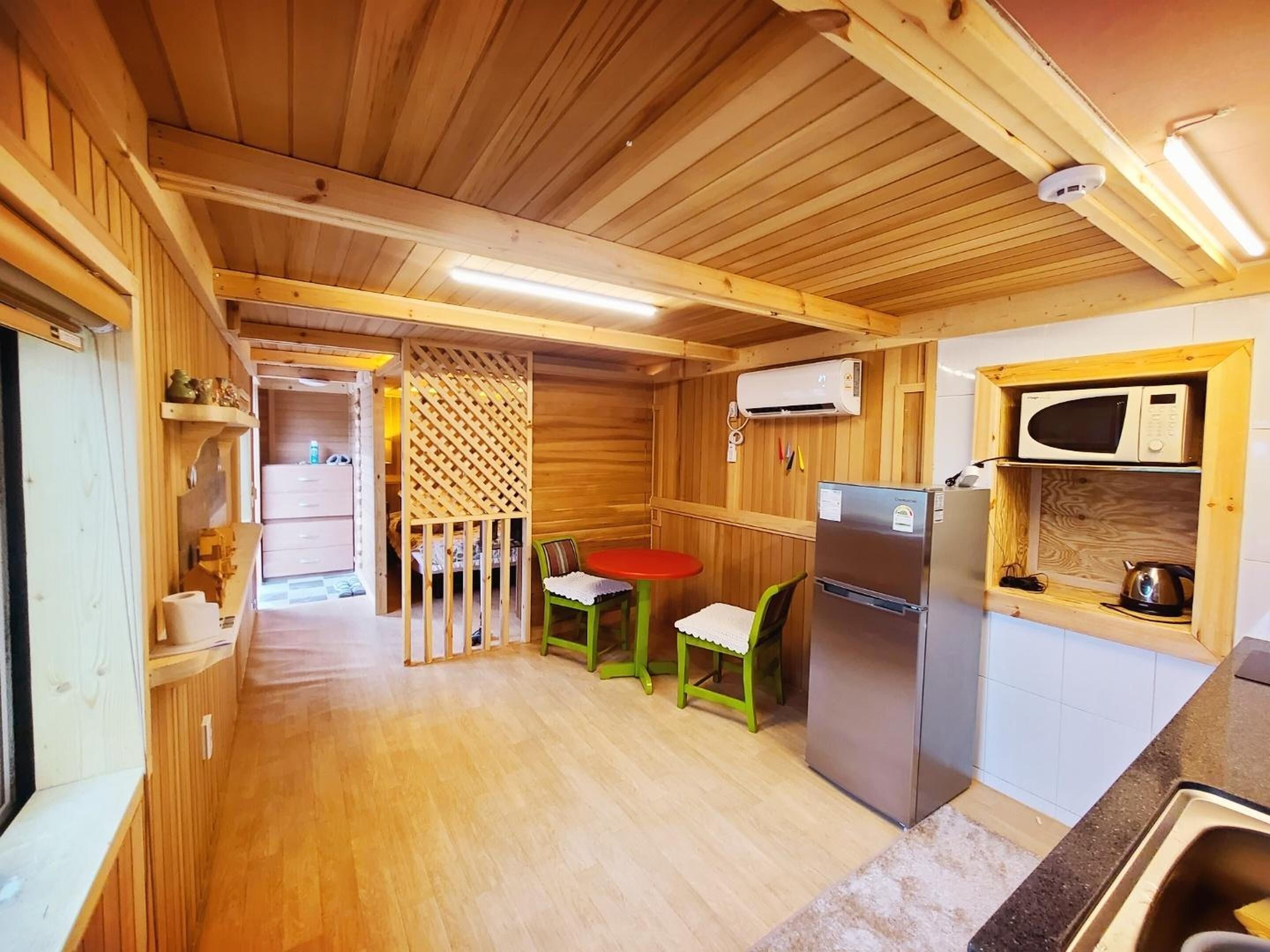 Basic Room, 1 Bedroom (eunhasutteul) | 1 bedroom, free WiFi