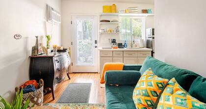 Cozy City Mountain Hide Away!