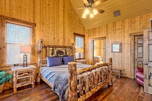 4 bedrooms, iron/ironing board, free WiFi, bed sheets - Ultra Peaceful Retreat! Large Cabin, 2 Masters on Main, Games & Lake! (Ellijay)