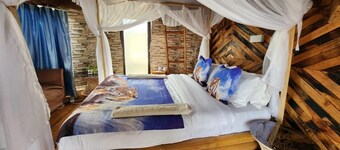 Amanya Camp Sleeps 2 with Wildlife Views