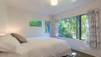 3 多间卧室、WiFi、床单