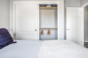 3 Schlafzimmer, Bügeleisen/Bügelbrett, WLAN, Bettwäsche