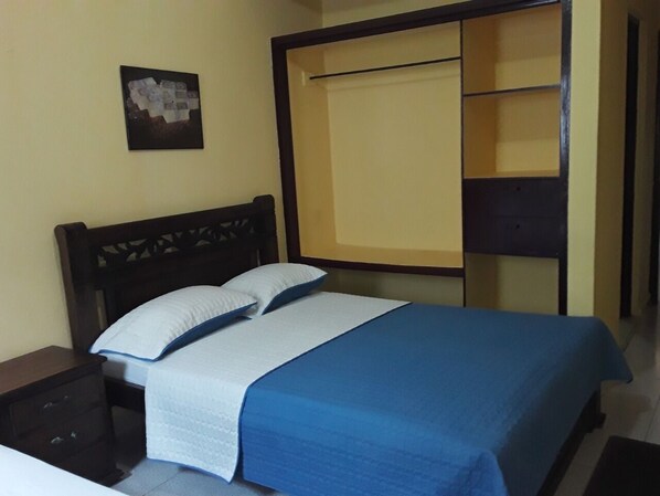 Basic Double Room, 1 Bedroom | In-room safe, iron/ironing board, free WiFi - HABITACION DOBLE (Cartagena)