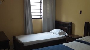 Basic Double Room, 1 Bedroom | In-room safe, iron/ironing board, WiFi (free) - HABITACION DOBLE (Cartagena)