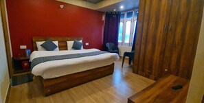 Kahden hengen deluxe-huone | Egyptinpuuvillaiset lakanat, ylelliset vuodevaatteet, untuvapeitot