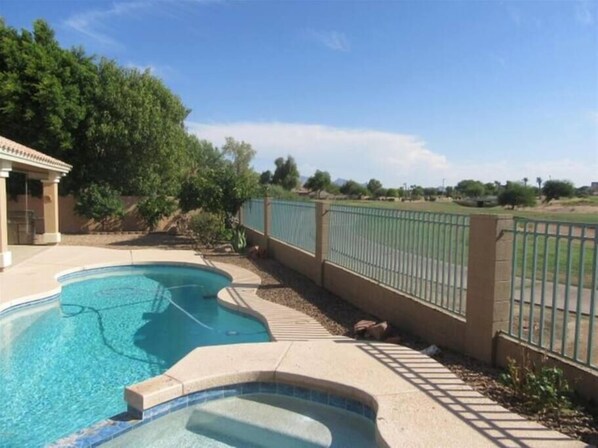 Piscina