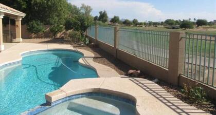 Spacious golf course house, pool heater, spa