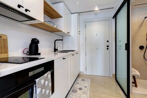 Fridge, microwave, oven, dishwasher