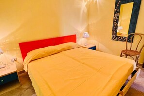 2 Schlafzimmer, Bügeleisen/Bügelbrett