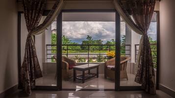 Executive Deluxe Room | Balcony view