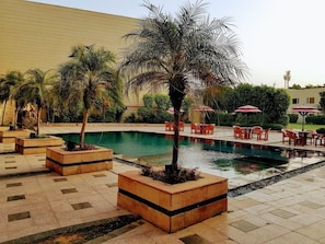 Pool - Westend Pie (New Delhi)
