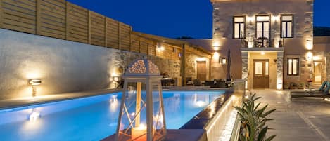 Deluxe Villa | Private pool