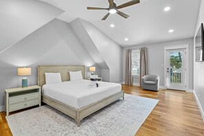 4 bedrooms, internet, bed sheets - Endless Sunset - 30A, Heated Private Pool, Fire Pit, Steps to the Sand! (Santa Rosa Beach)
