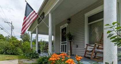 LaceyVilla - Huge home in Endless Mountains