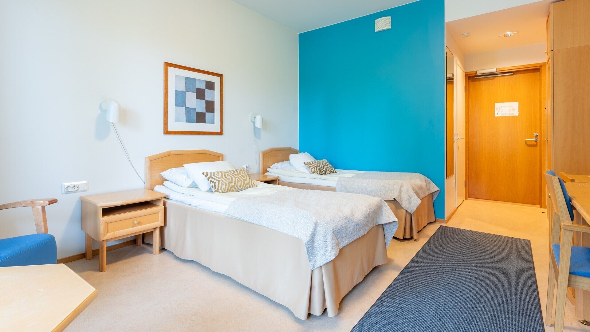 classic twin room | 1 bedroom, desk, laptop workspace, blackout curtains