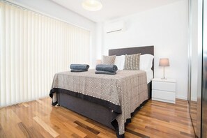 2 bedrooms, iron/ironing board, travel cot, WiFi - Tavira Flamingos flat (Tavira)