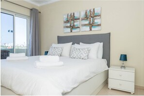 1 chambre, fer et planche Ă repasser, Wi-Fi, draps fournis