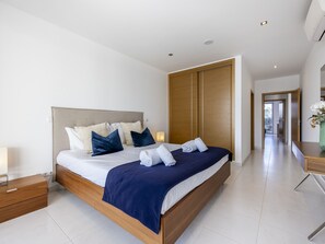 2 bedrooms, iron/ironing board, travel crib, WiFi