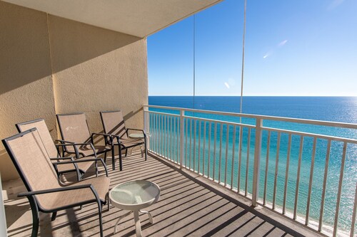 Emerald Beach 16th Flr 3BR+ Bunks 3.5 BA  2026 Early Booking Discount Offer