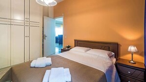 4 Schlafzimmer, Bügeleisen/Bügelbrett, WLAN, Bettwäsche