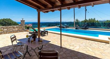 Sea Breeze & Stunning Views - Pool Dream Gem