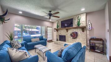 Kondominium, 2 kamar tidur | Area keluarga