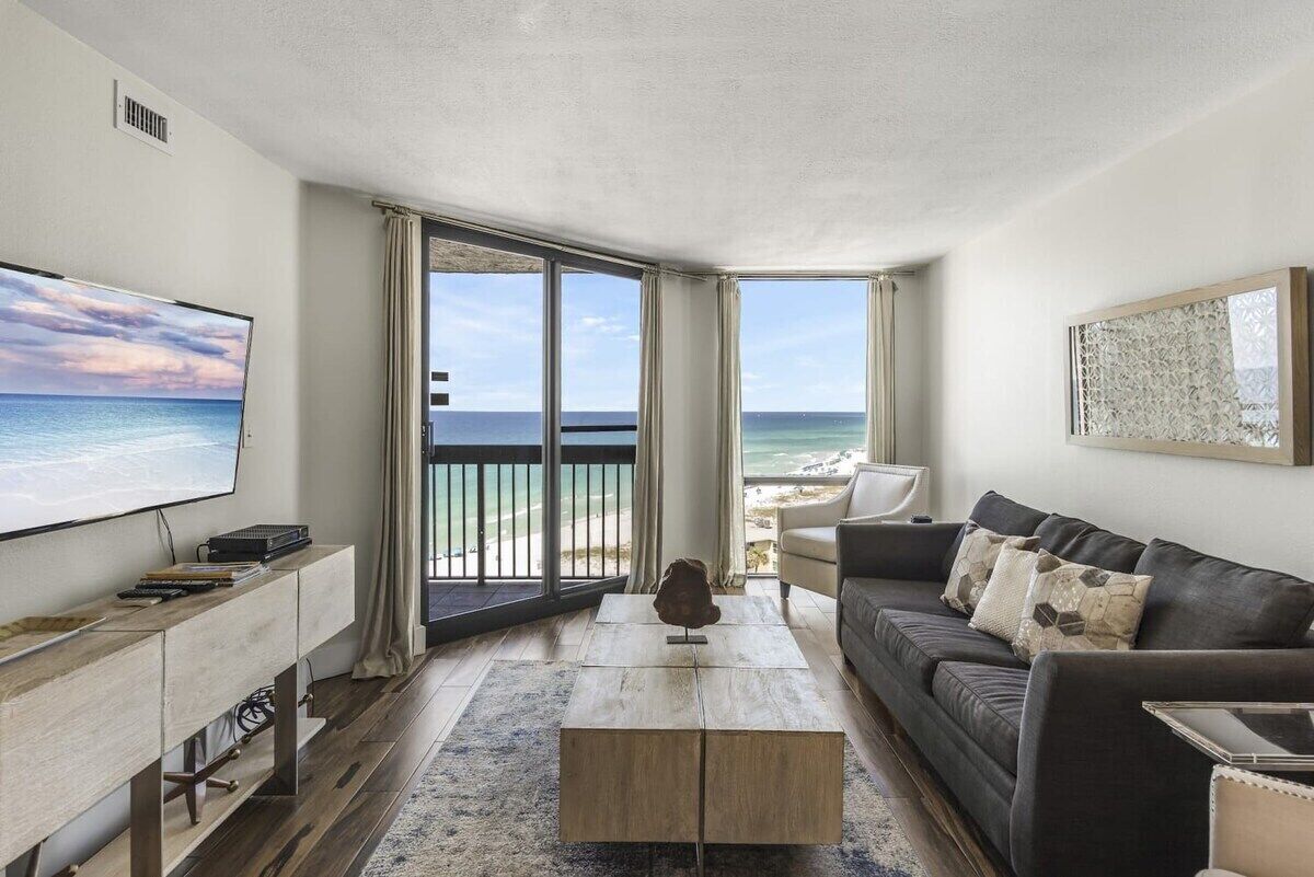 TV, DVD player, offices