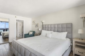 1 bedroom, iron/ironing board, WiFi, bed sheets - The Scallop | Beachfront Condo (Destin)