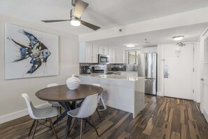 Coffee/tea maker, fridge, microwave, oven - The Scallop | Beachfront Condo (Destin)