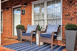 Terrace/patio - Maple Roost - A Stroll to Downtown Columbia & Square (Columbia)