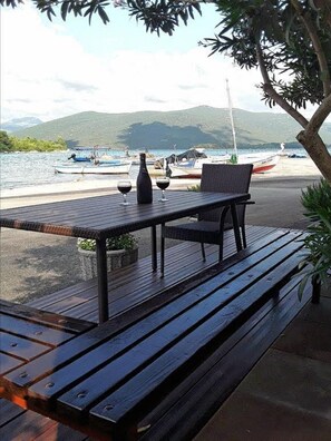 Maison (Two Bedroom Holiday Home) | Terrasse/Patio