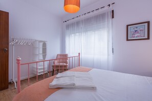 1 soverom, strykejern/-brett, wi-fi og sengetøy