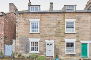 Front of property - Princess Place Townhouse (Whitby)