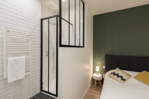 1 bedroom, iron/ironing board, free WiFi, bed sheets - Le Confident - Grand T2 au coeur de Lyon (Lyon)