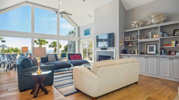 Smart TV, foosball, table tennis