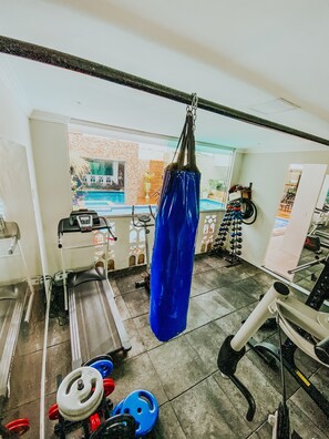 Fitness facility - Hotel Antiga Roma (Belém)