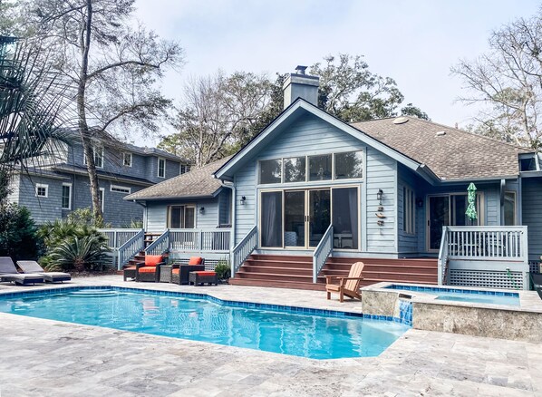 Piscine extérieure, piscine chauffée