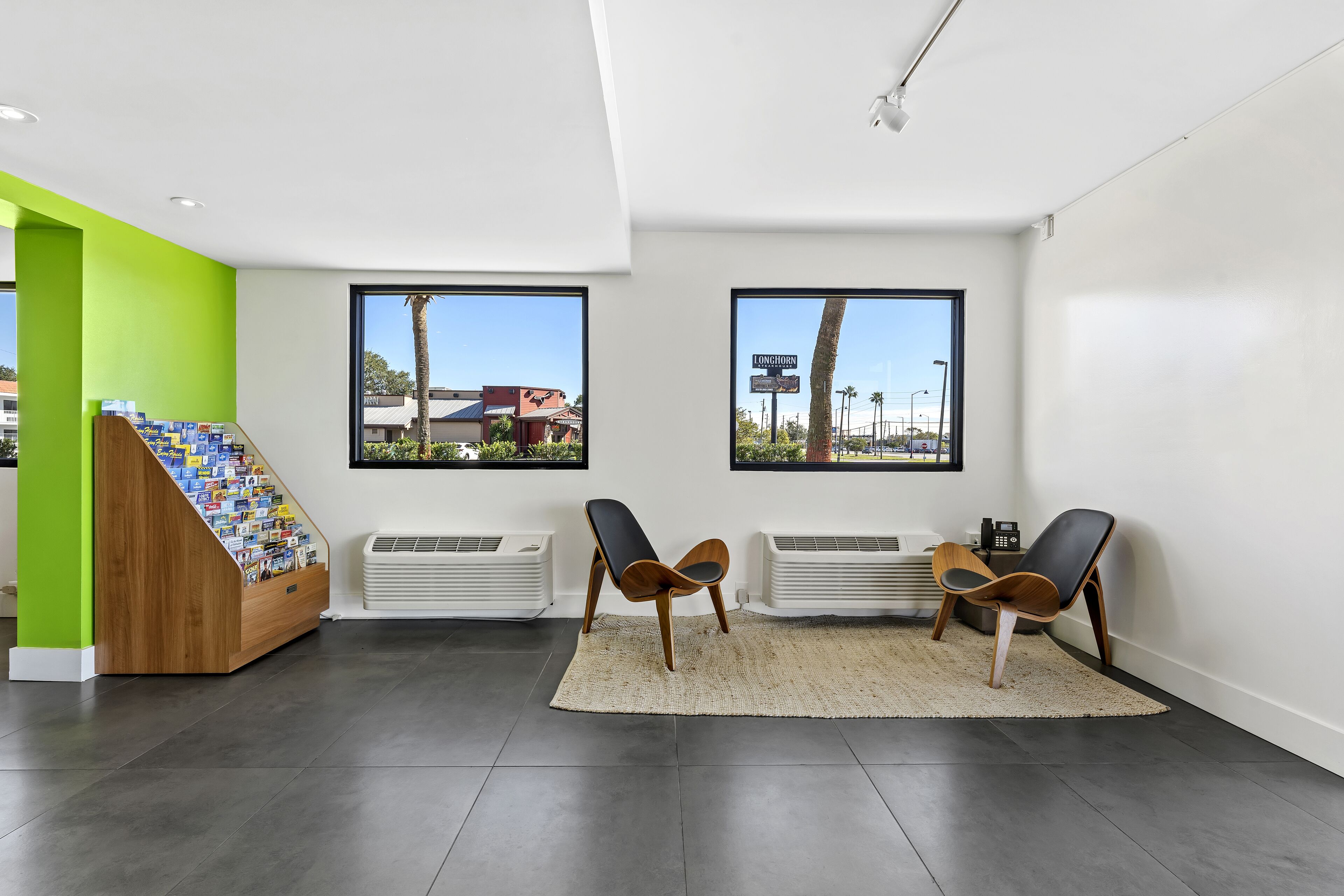 Photo - Travelodge by Wyndham Orlando Lake Buena Vista South