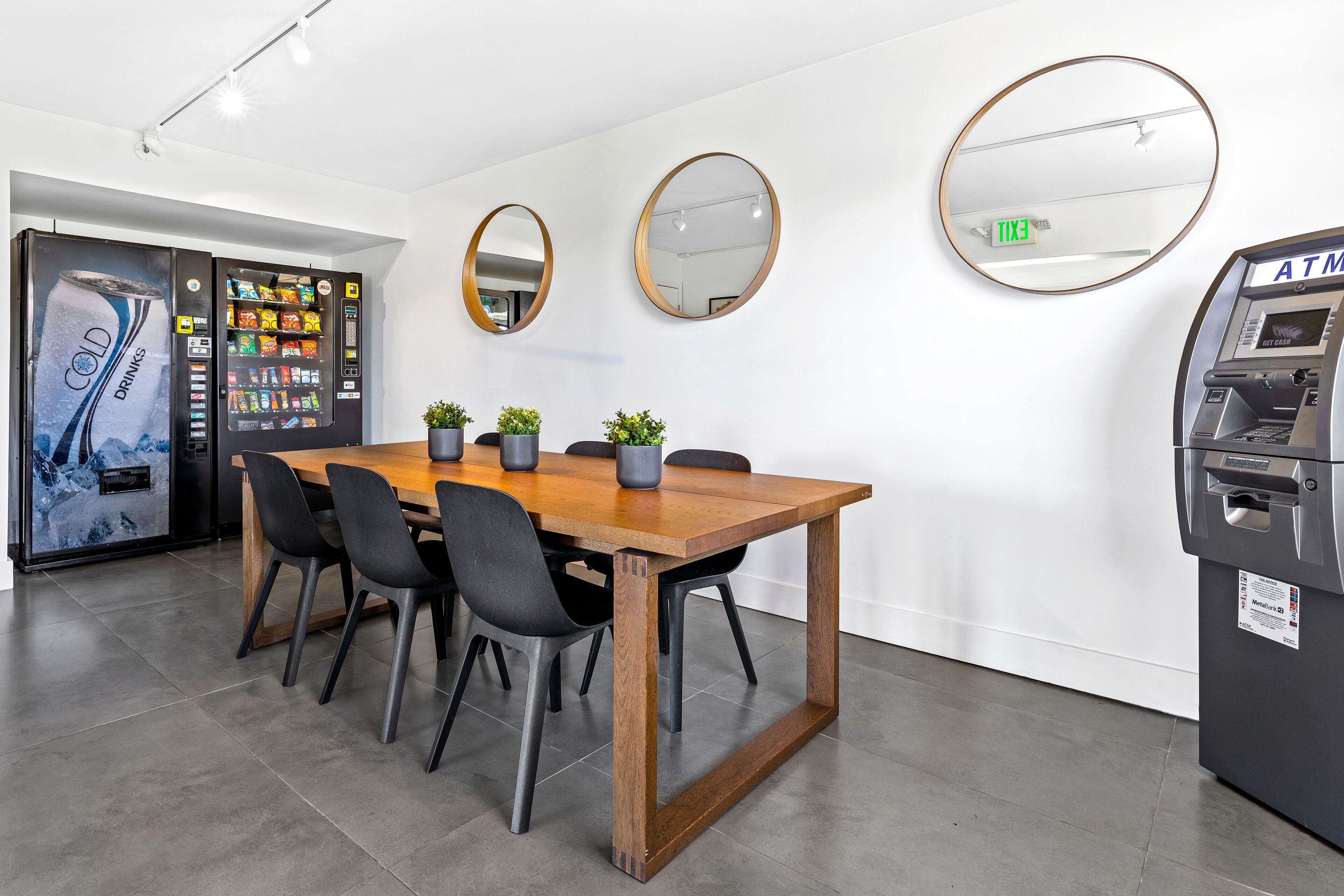 Photo - Travelodge by Wyndham Orlando Lake Buena Vista South