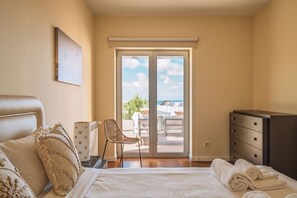 4 Schlafzimmer, Bügeleisen/Bügelbrett, WLAN, Bettwäsche