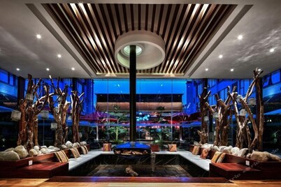 Atour Hotel