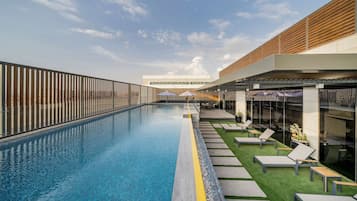 Piscina externa