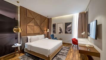 Minibar, két bảo mật tại phòng, trang trí khác biệt