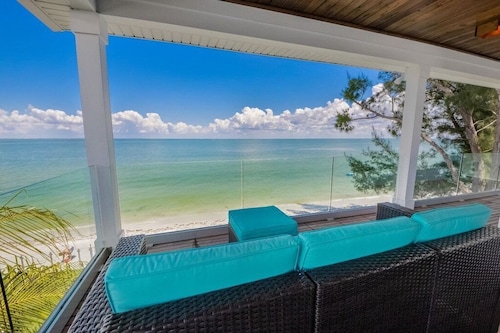 Beachfront Home | Pool + Spa | Games | Ocean Views