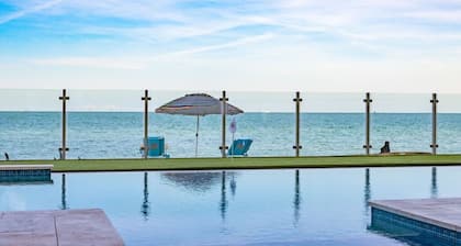 Beachfront Home | Pool + Spa | Games | Ocean Views